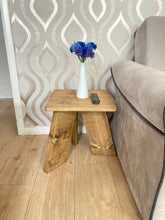 Load image into Gallery viewer, Small Side Coffee Table