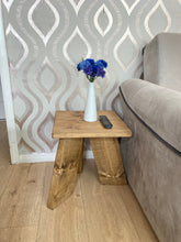 Load image into Gallery viewer, Small Side Coffee Table