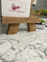 Load image into Gallery viewer, Lovely Wooden Display Shelf