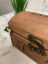 Load image into Gallery viewer, Butterfly And Flower Jewellery Box